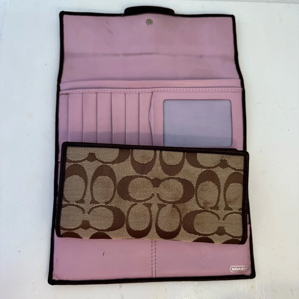 Coach Signature Checkbook Wallet - Picture 5 of 7